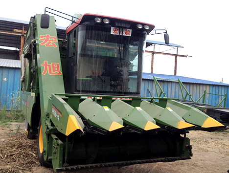 玉米青儲機(jī)