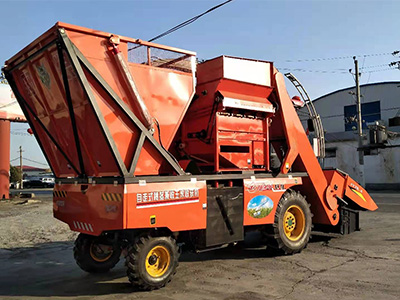 牛羊飼料收獲機